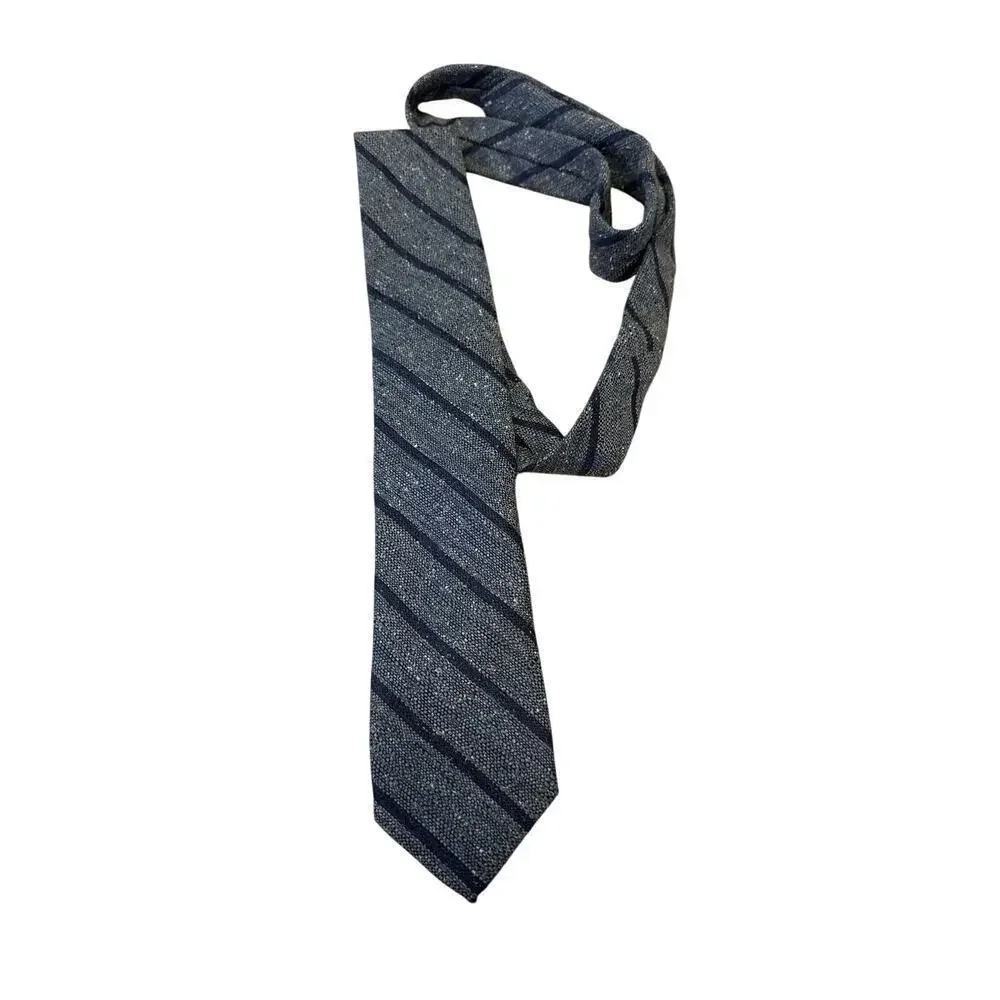 Nordstrom Men’s Shop 100% silk tie, striped, blue